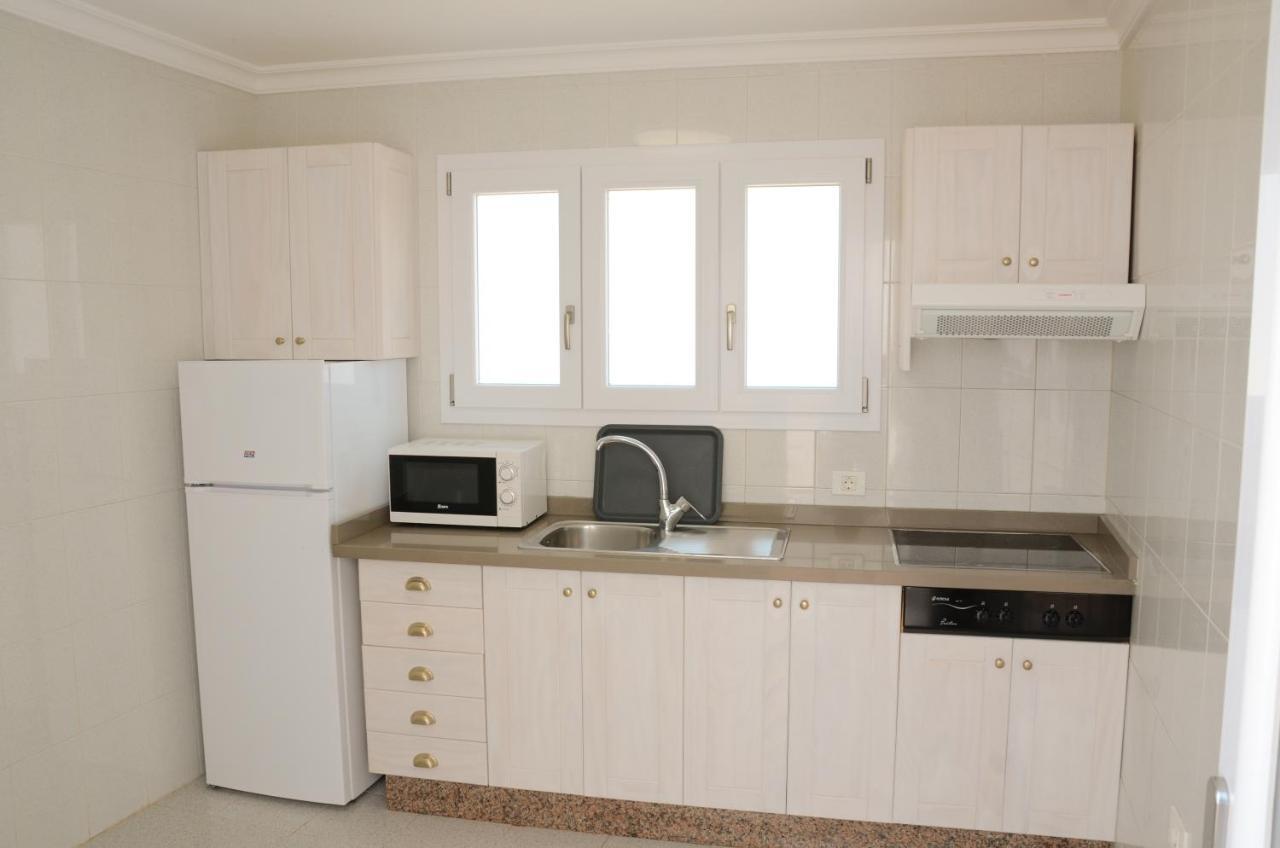 Apartamentos El Marinero - Avenida 塞博河畔卡莱塔 外观 照片