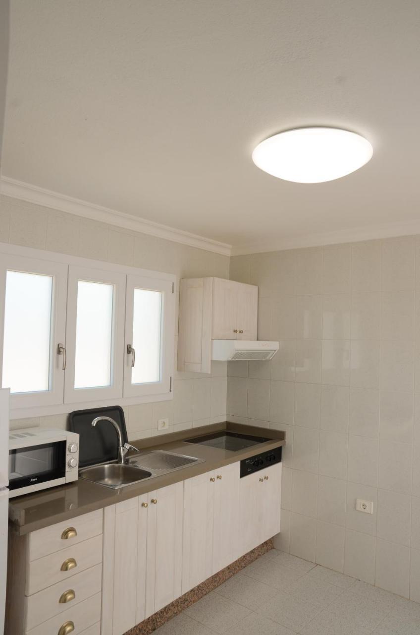 Apartamentos El Marinero - Avenida 塞博河畔卡莱塔 外观 照片